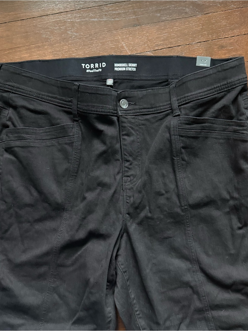 Torrid Bombshell Skinny High Rise Jeans Plus Size 24 NWT - Picture 4 of 8